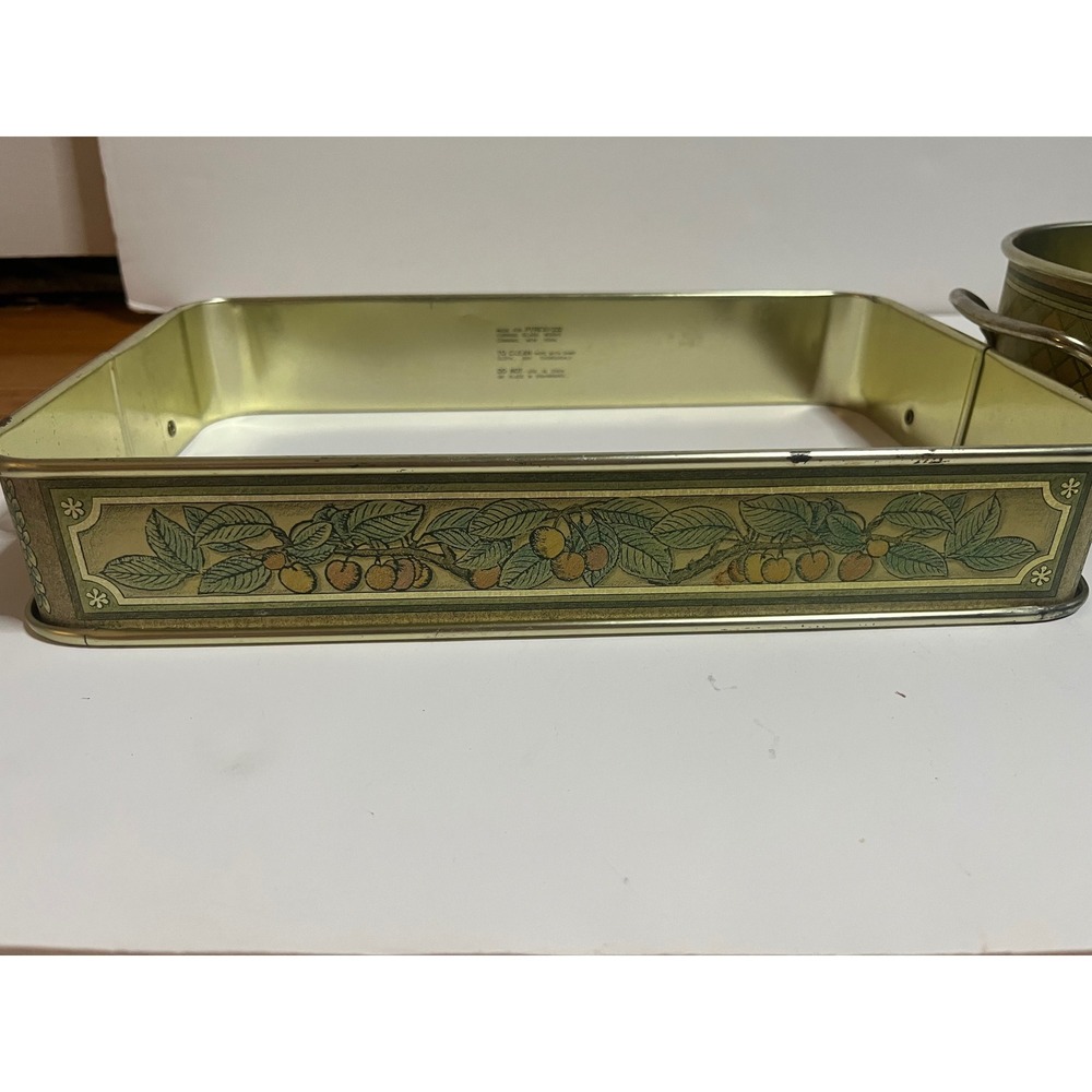 Vintage Pyrex Autumn Harvest Metal Cradles Set 232 Rectangular 624 Round Carrier - Picture 2 of 5